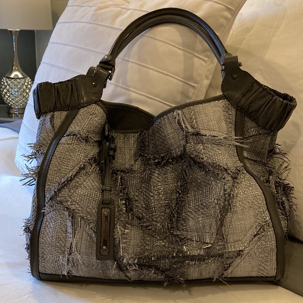EUC Burberry Prorsum Chemical Tote